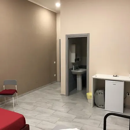 Couette-café Vesuvius Terminal 4*