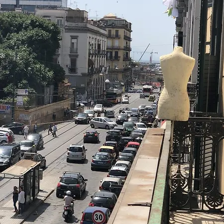 Vesuvius Terminal Nocleg ze śniadaniem Neapol